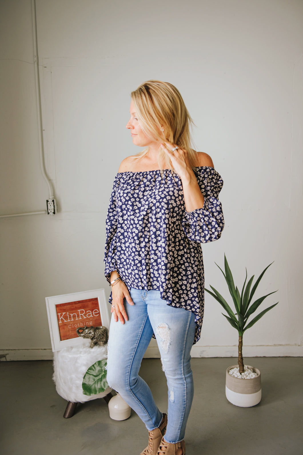 Blue Poppy Shoulders