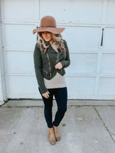 Load image into Gallery viewer, Moto Double Zip Olive